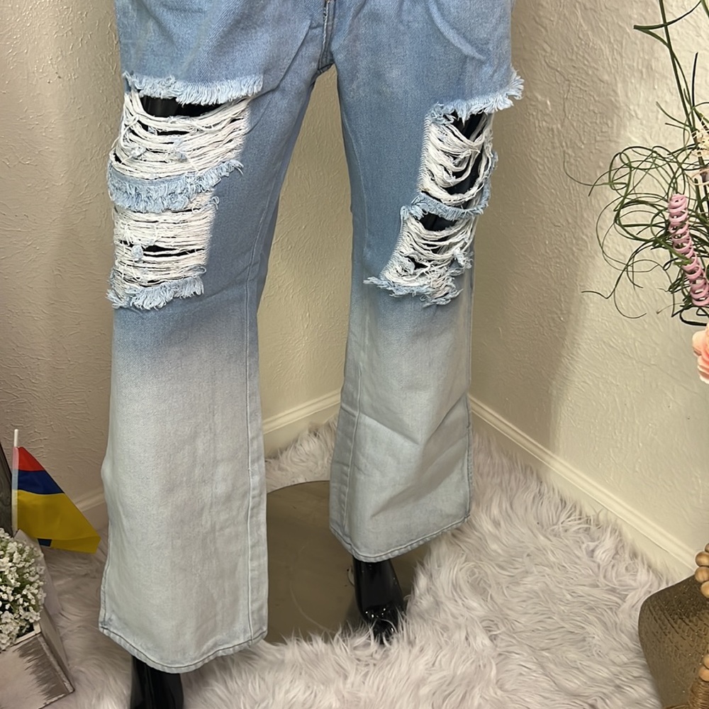 Colombian Jeans - Picture 7 of 17